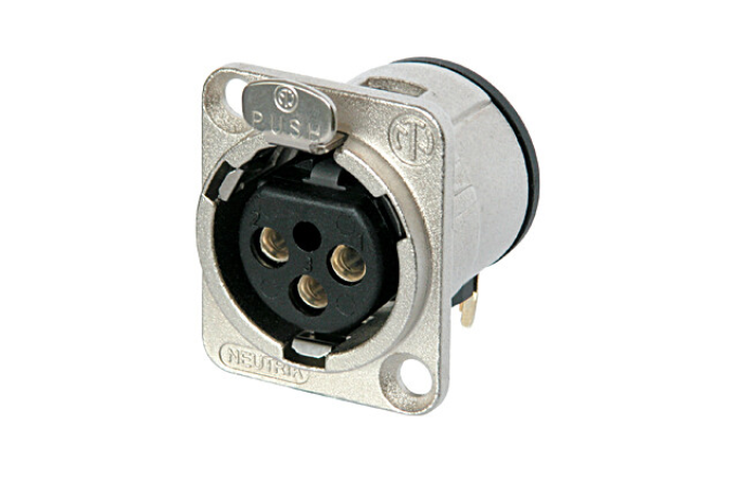 NC3FD-H (Tasker TN066) — Connettore XLR 3 poli da pannello, corpo in metallo.